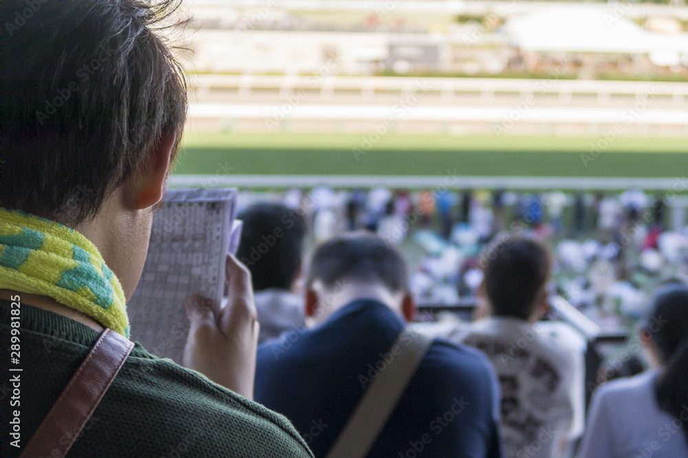 競馬の脚質はどこで見る？【見方・調べ方・決め方】